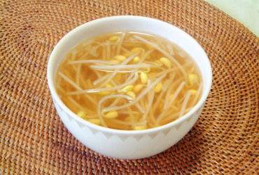大豆もやしの韓国風スープ