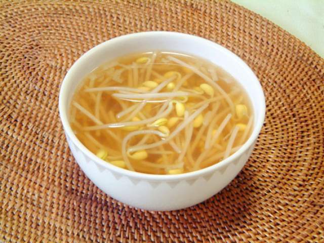 大豆もやしの韓国風スープ