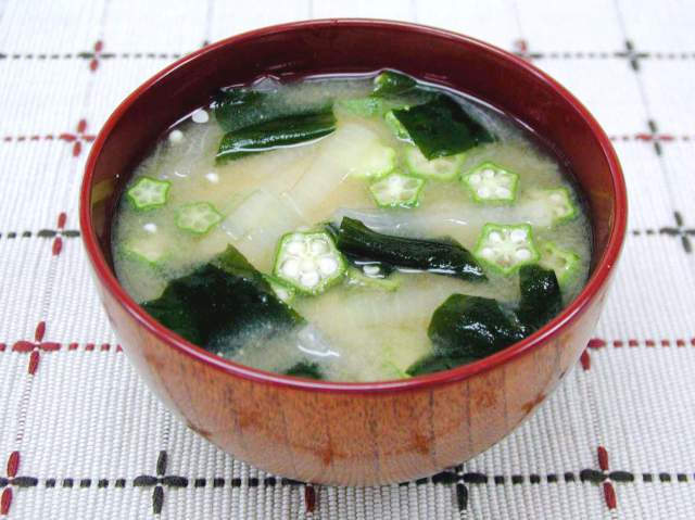 オクラの味噌汁レシピ 素材力だし
