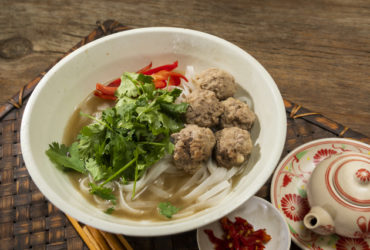 鶏団子のフォー　ベトナム料理